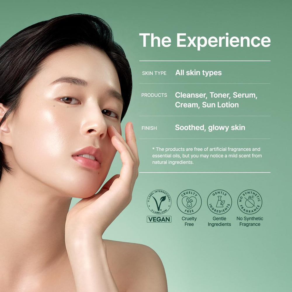 Ensemble soin visage PURITO SEOUL sur étagère épurée.