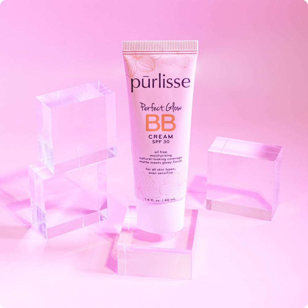 Emballage pratique de la BB crème Purlisse prête à l’emploi.
