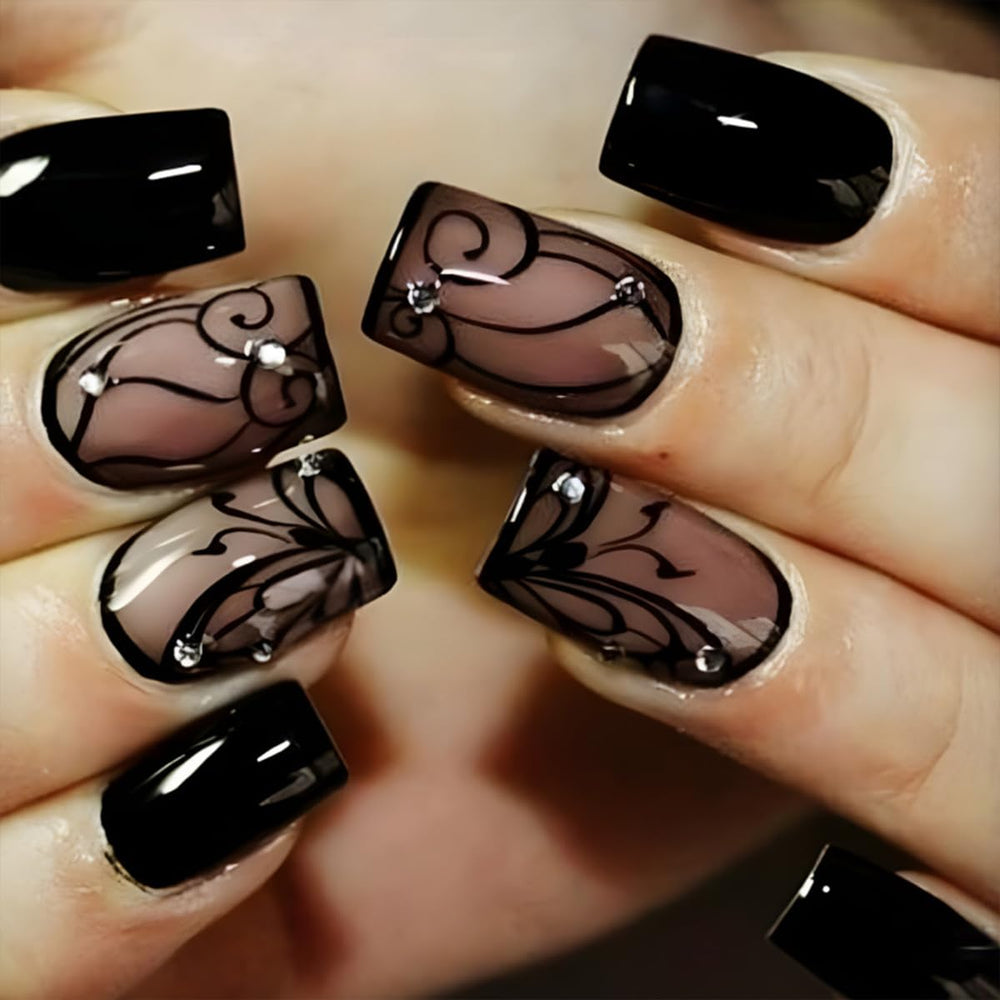 Puyokinm ensemble 144 ongles fleurs: variété et facilité pour changer de style.