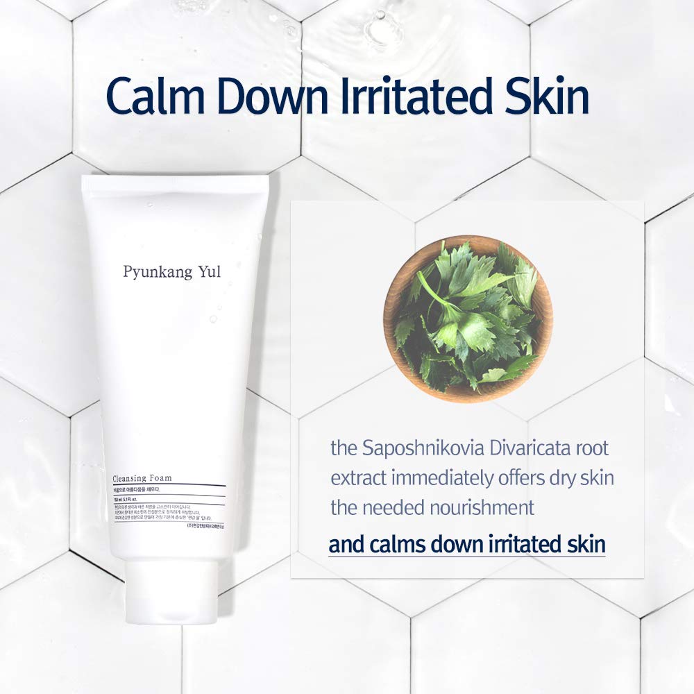 Pyunkang Yul Cleansing Foam : application douce respectant peaux sensibles et hydratation équilibrée.