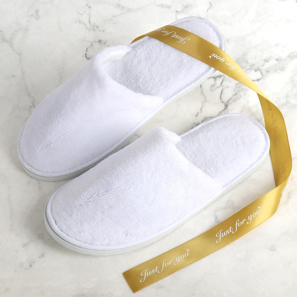 Chaussons spa QatmMkt pour hôtels et maisons partagées, pratique et hygiénique.
