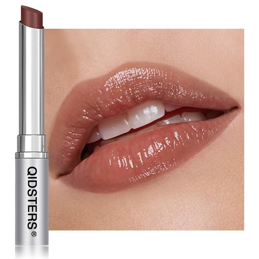 QIDSTERS Nude Honey Lipstick offre une application douce et fluide pour un fini naturel.