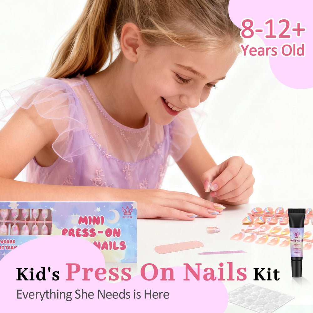 QIEK Ensemble ongles presse-enfant fleurs almond: style adorable et tendance.