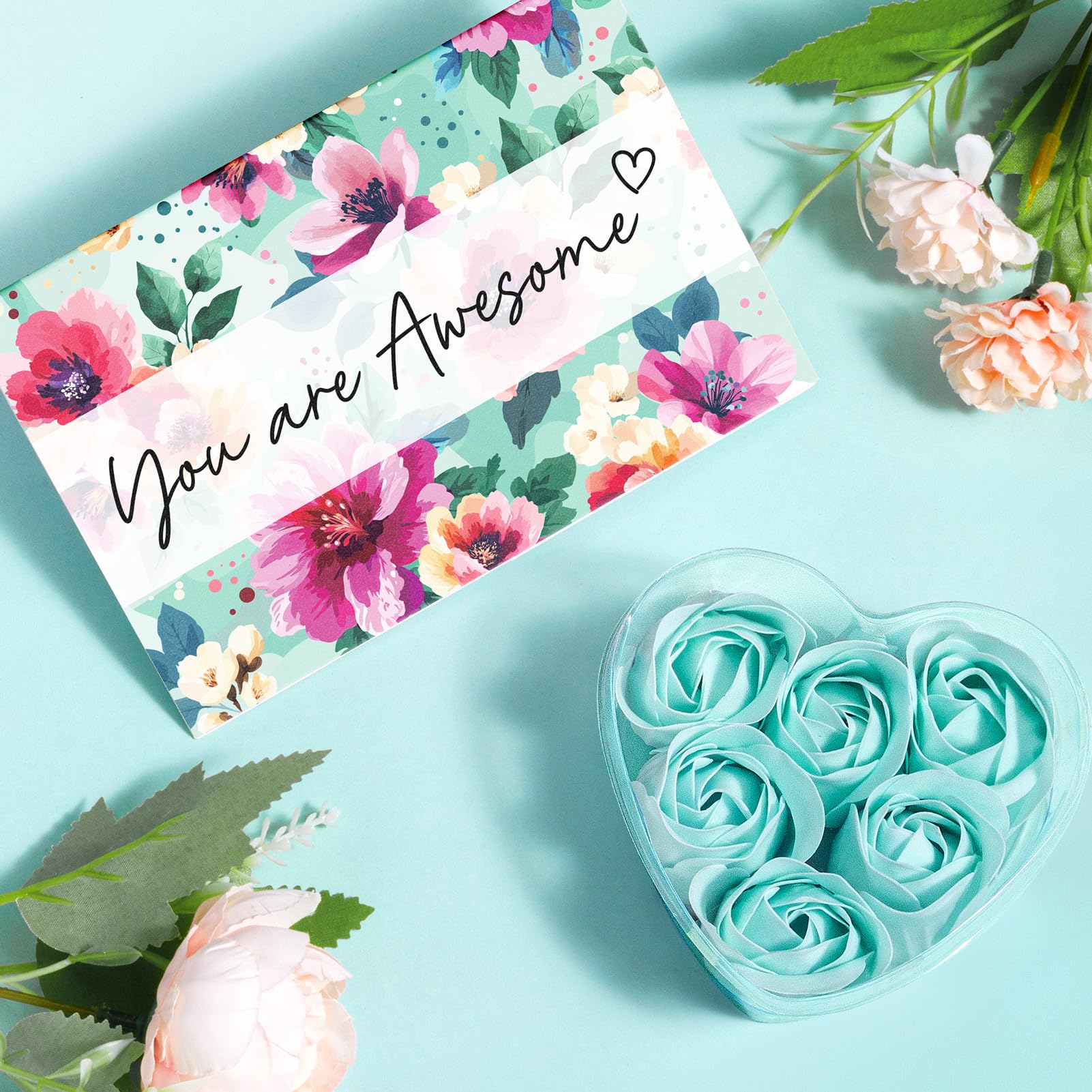 Carte cadeau et boîte élégante Qinline, cadeau pensé avec soin.
