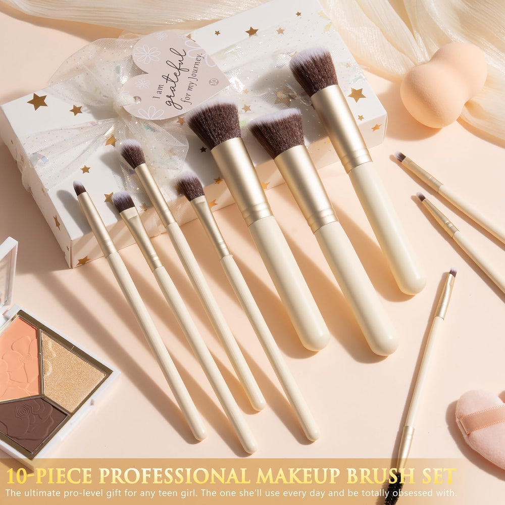 Eponges maquillage 11, texture douce pour un fini homogène.