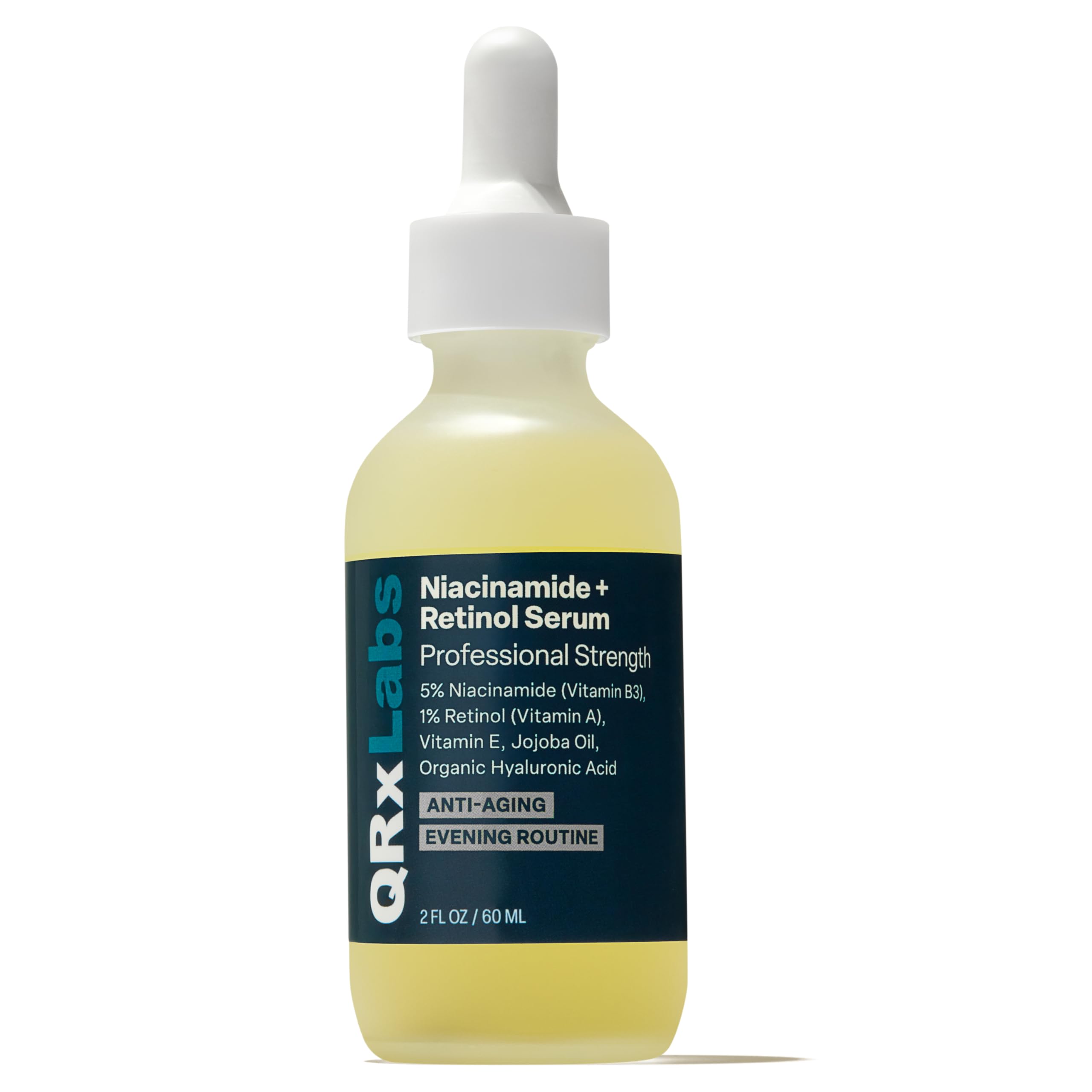 QRxLabs sérum niacinamide-retinol-alpha-arbutine dans flacon, pores visiblement plus nets et teint lumineux.