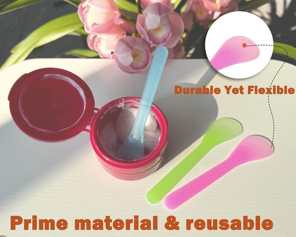 QsQueen spatules cosmétiques – sept couleurs pour coder les produits.