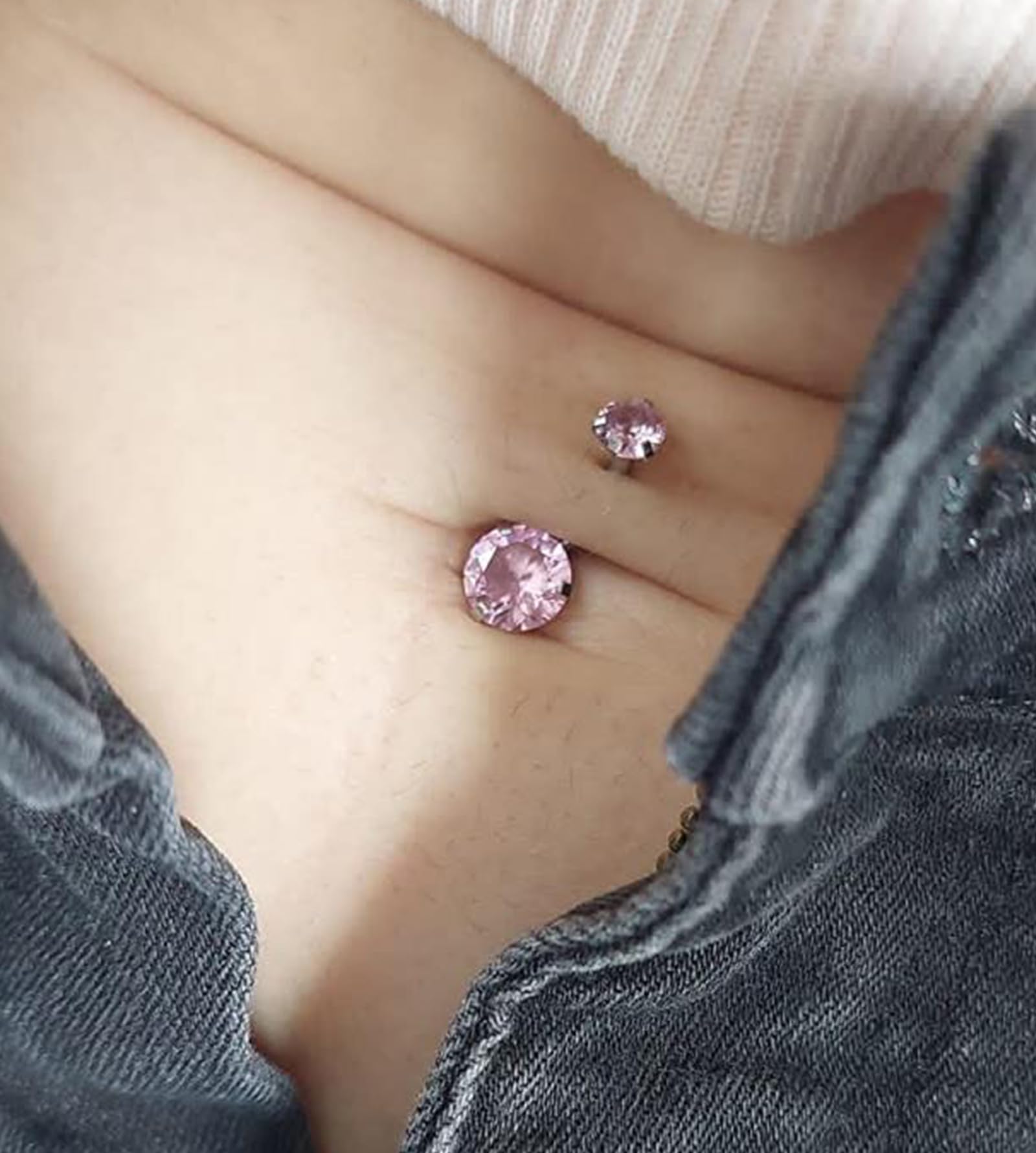 QWALIT aiguille piercing nombril inox rose, outil de haute qualité et hygiène.