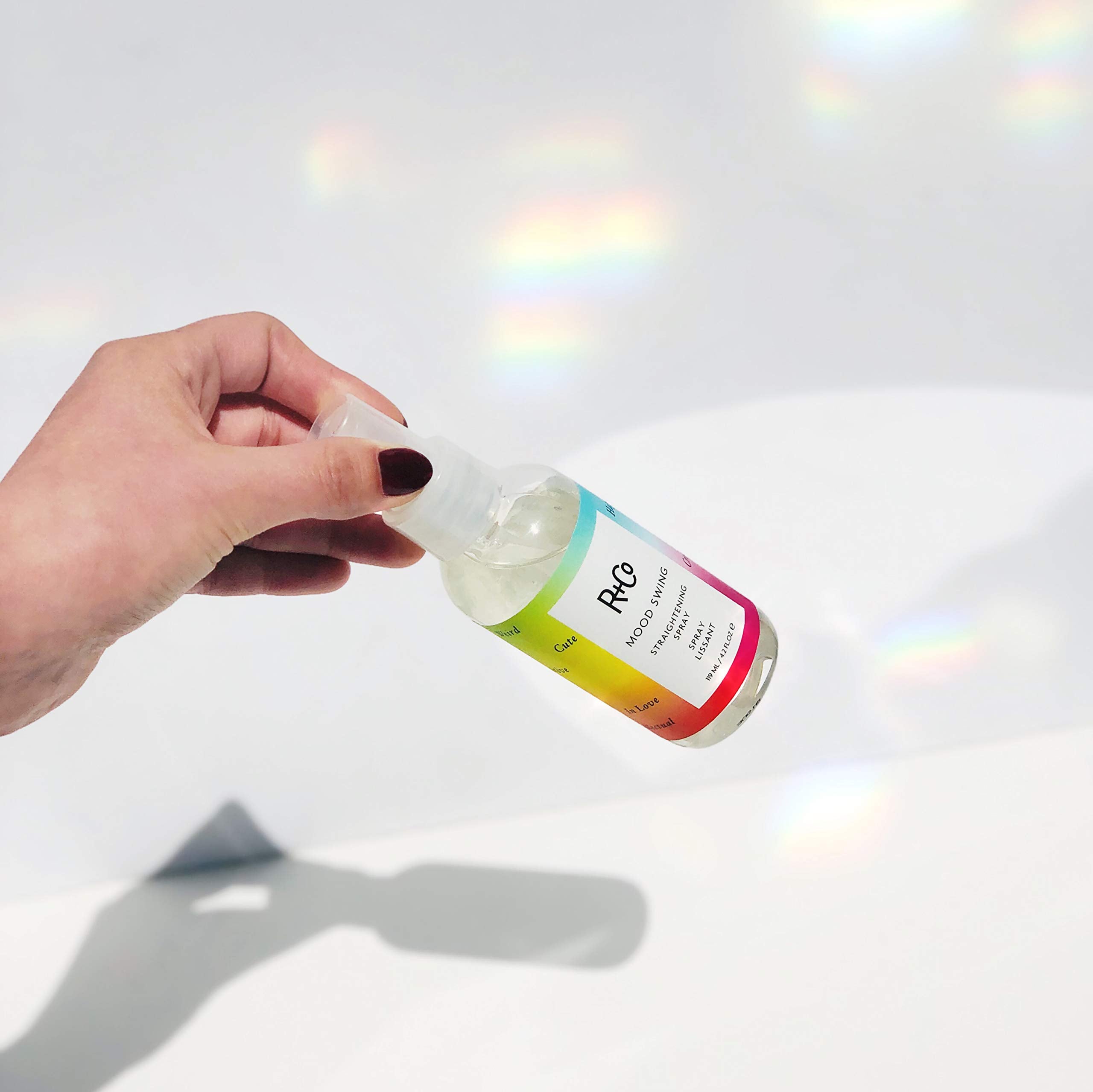 Embout spray R+Co Mood Swing pour une application précise