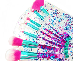 Pinceaux licorne RAEEIKPHZ au design scintillant pour un look glamour
