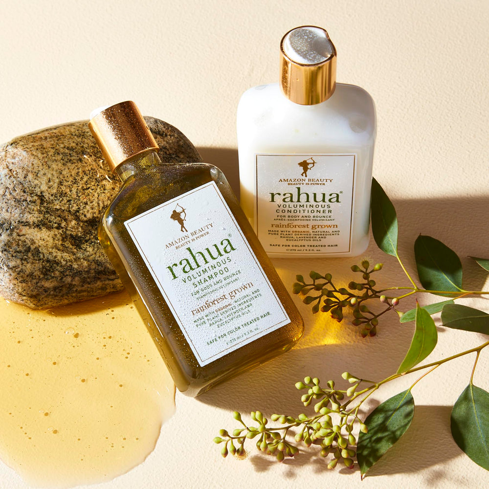 Rahua Conditionneur Volume, quinoa hydrolysé pour renforcer les mèches et retenir l’hydratation.