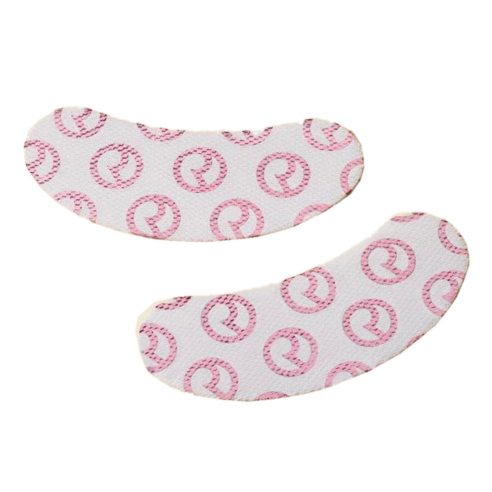 Paire de patches Rare Beauty sous les yeux, hydratation ciblée après une journée longue