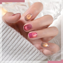 Vernis gel cat-eye ceramique or par RARJSM pour un eclat chic et metallique