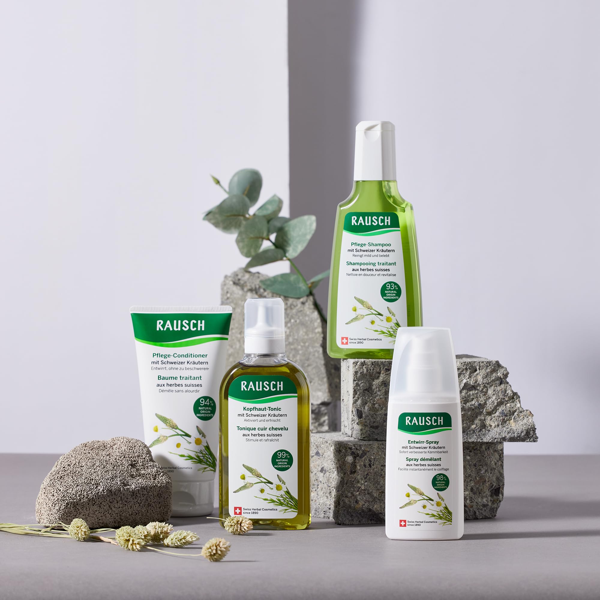 RAUSCH Shampoing aux herbes suisses, mousse légère pour lavage quotidien.