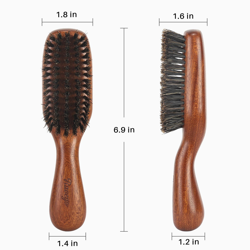Brosse RAVEGO en format voyage, pratique et compacte.
