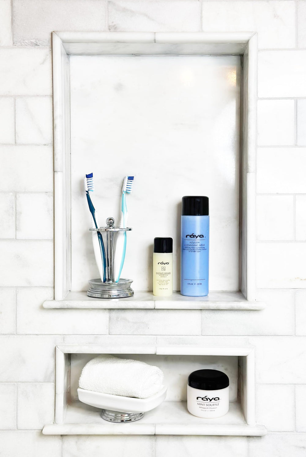 Raya Masque Oxygène — oxygène pur pour un teint naturel plus vif.