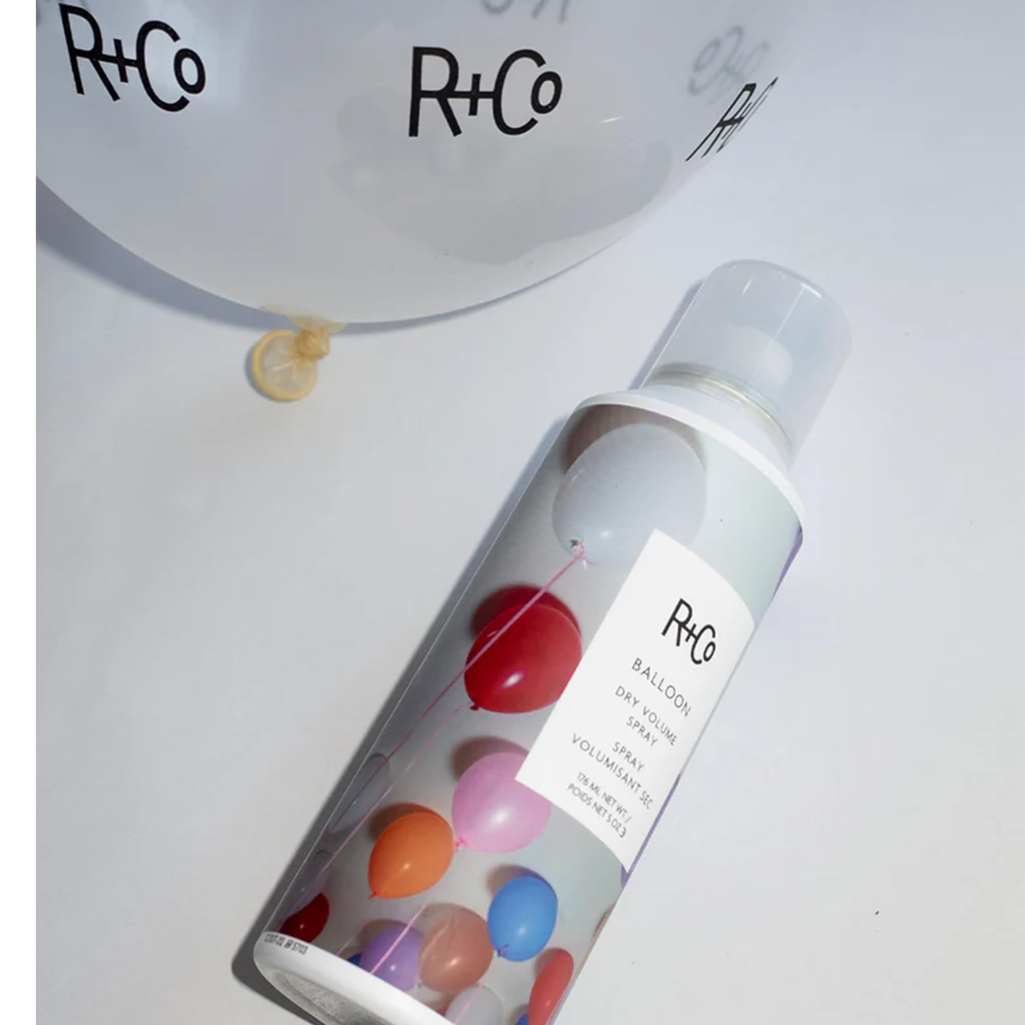 R+Co Balloon volume durable avec texture légère et brillance naturelle