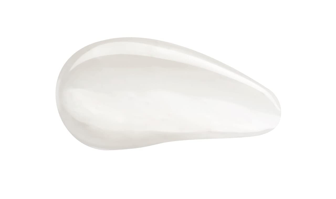 Mousse luxueuse du Shampoing BLEU nettoie en douceur et apaise les cheveux.
