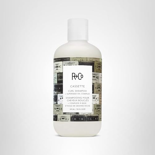 R+Co Cassette, packaging épuré, incarne une routine capillaire premium.