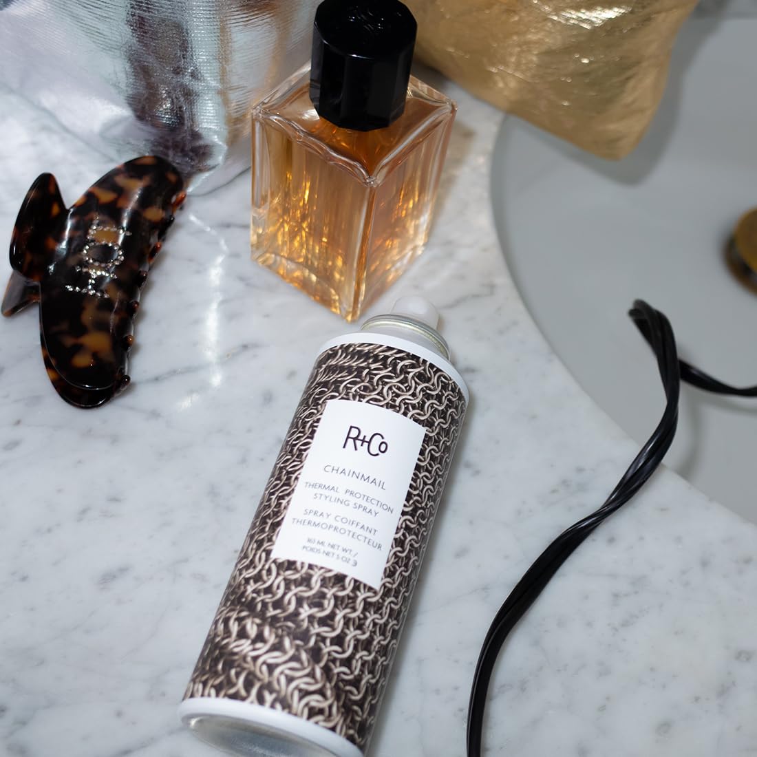 R+Co Chainmail soin doux qui réveille l'élasticité sans alourdir.