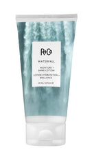 R+Co Waterfall montrant flacon et hydratation légère pour cheveux brillants