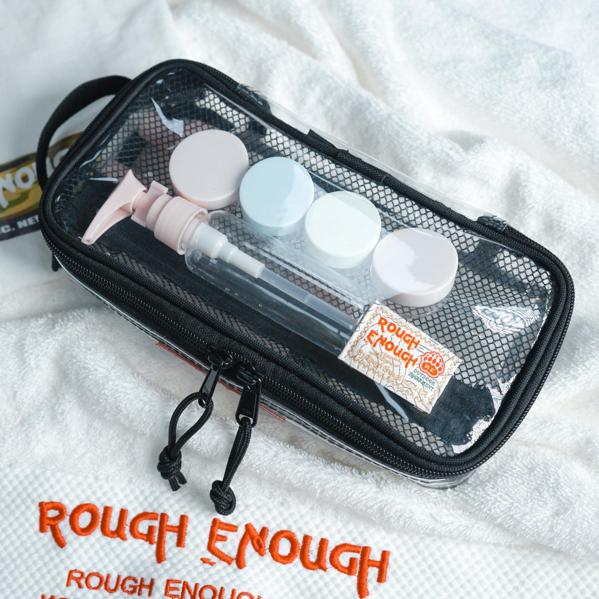 RE ROUGH ENOUGH, design portable et compact, parfait pour les trajets.