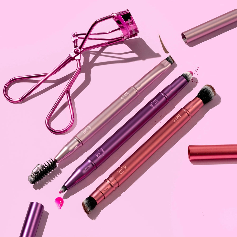 Real Techniques ensemble-pinceaux réunit les outils essentiels pour un look complet.