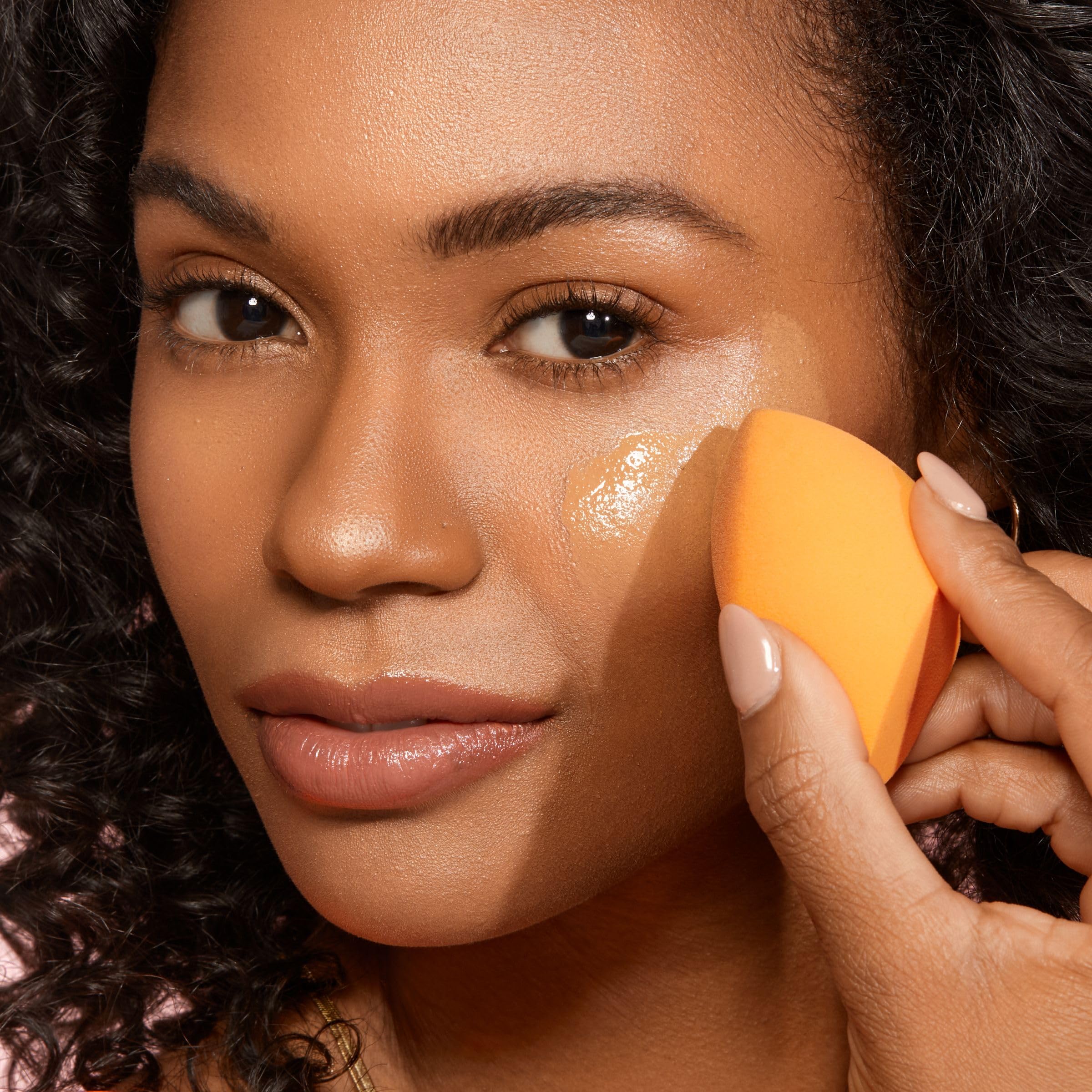 Real Techniques Miracle Complexion nettoyage facile avec le gel nettoyant Real Techniques