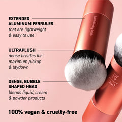 Real Techniques brosse polyvalente prête pour fond liquide, crème ou poudre.