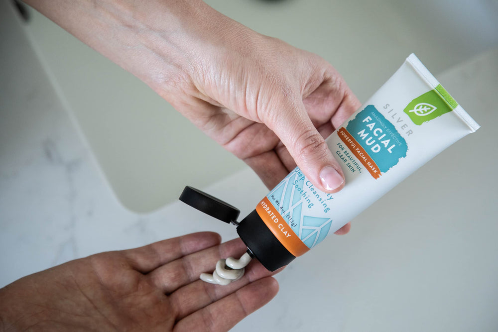 Redmond Poudre corporelle argile-bentonite – contrôle l'hydratation et l'éclat.