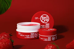 Red One Aqua Cire Cheveux – odeur fraise agréable lors du coiffage.