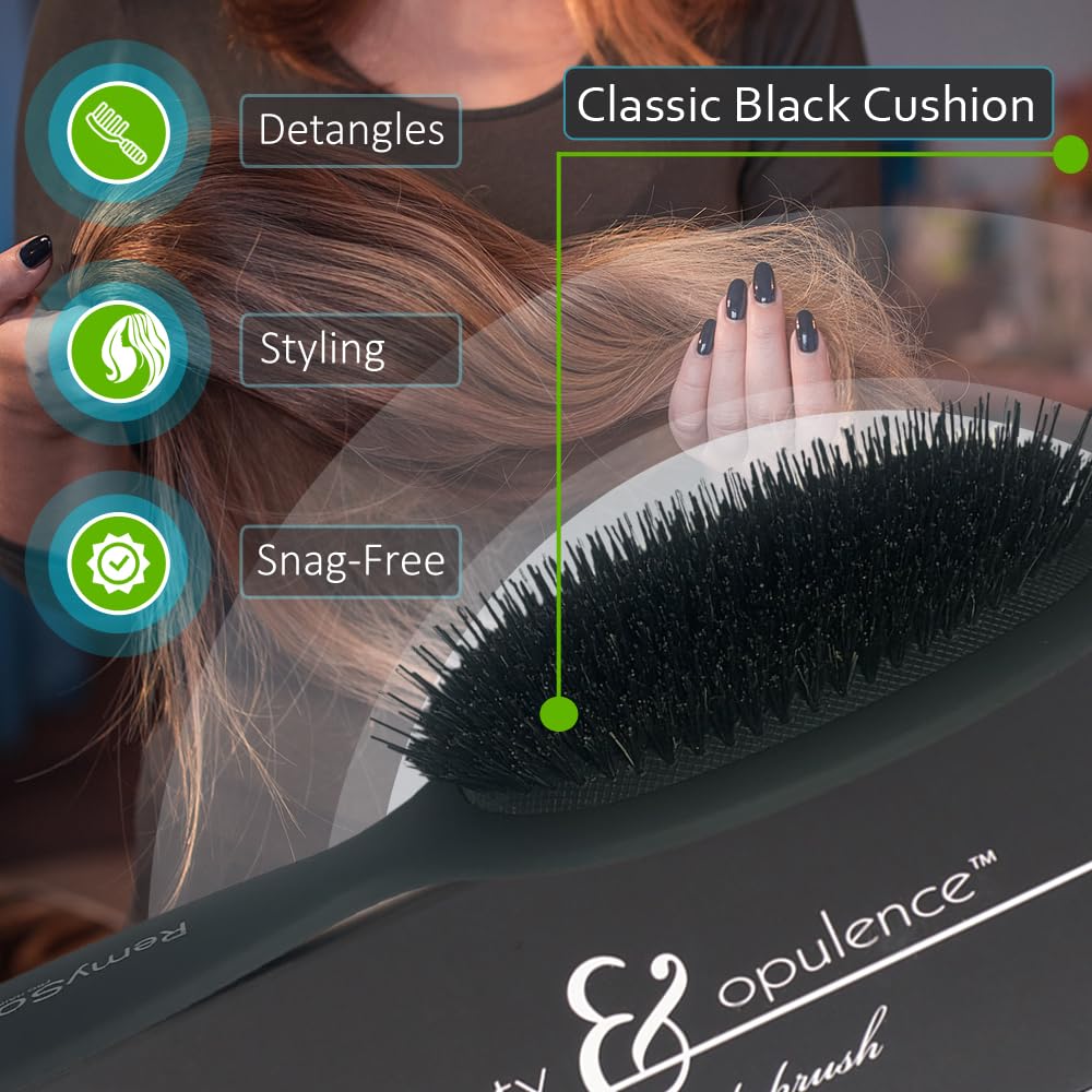 Brosse bois et nylon RemySoft, texture soyeuse et contrôle.