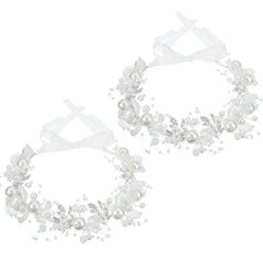 Retrowavy couronne-fleur: éclat strass et perles pour cérémonie élégante.