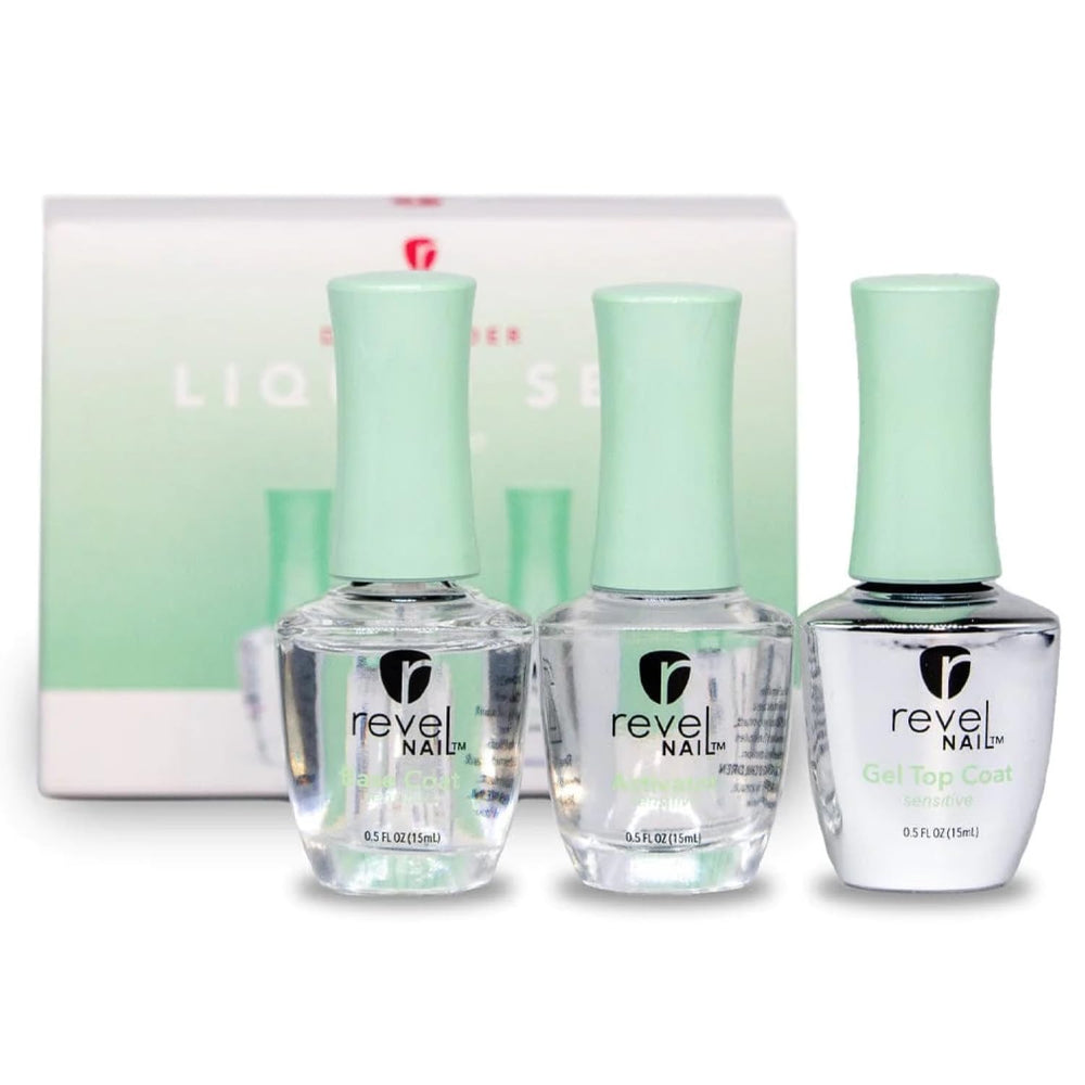 Base Revel Nail sensible pour préparer l'ongle avec précision.
