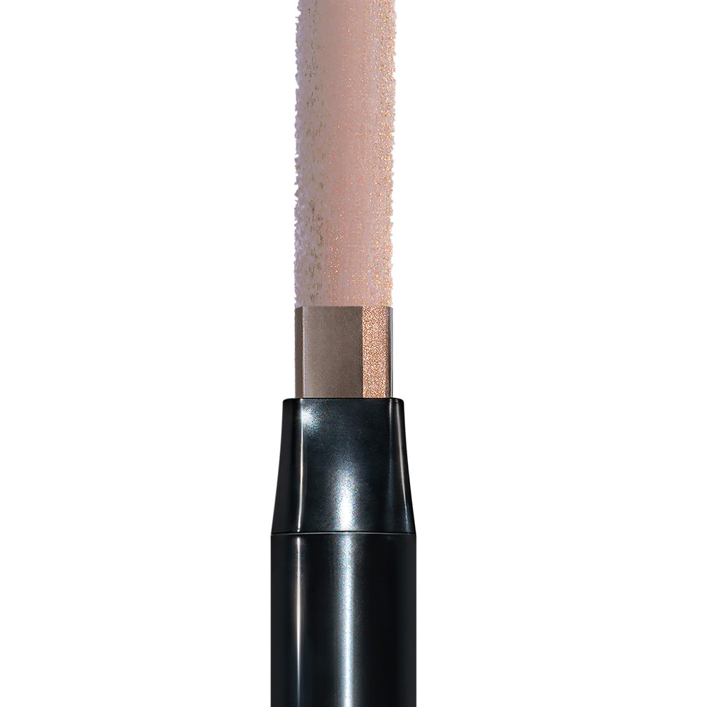 REVLON Browlights – pinceau kabuki pour fondre et lisser le trait.