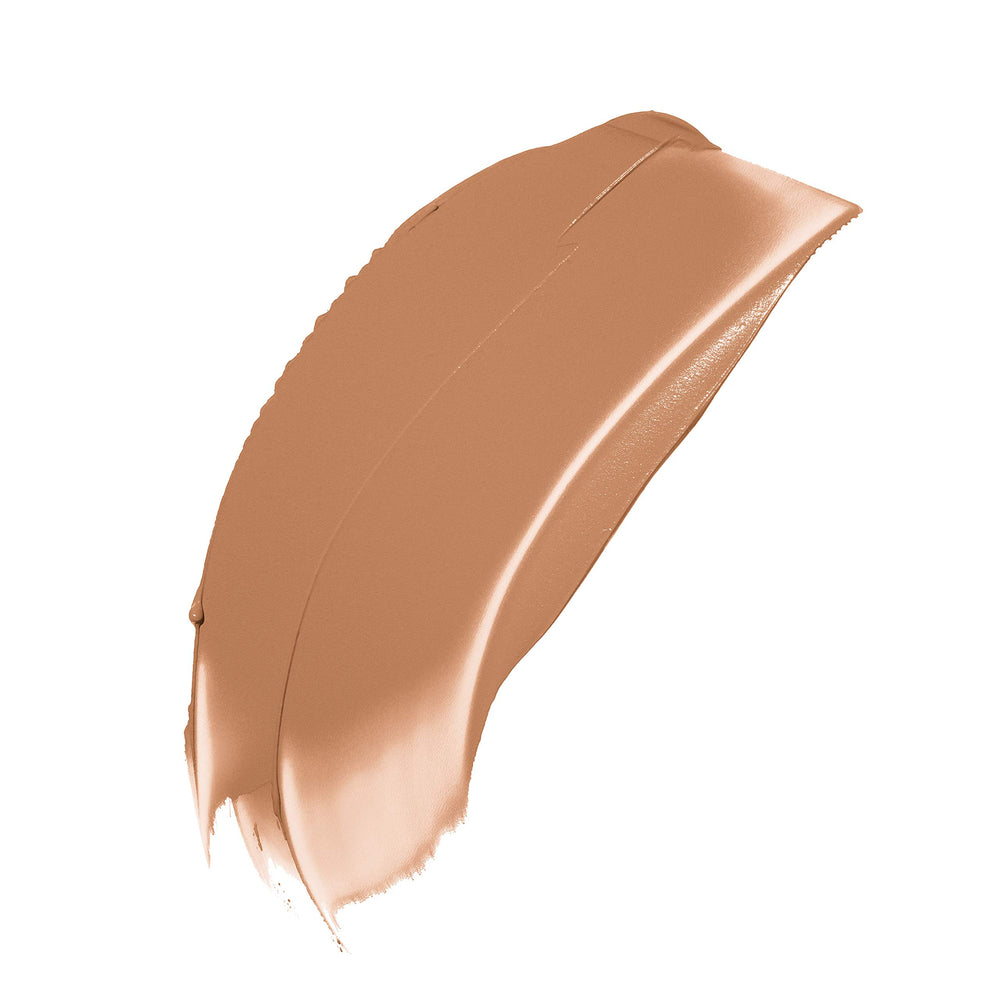 Finition matte naturelle de Revlon ColorStay Full Cover sur la peau.