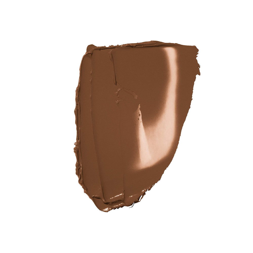Échantillon-teinte de Revlon ColorStay Full Cover Matte pour trouver la teinte idéale.