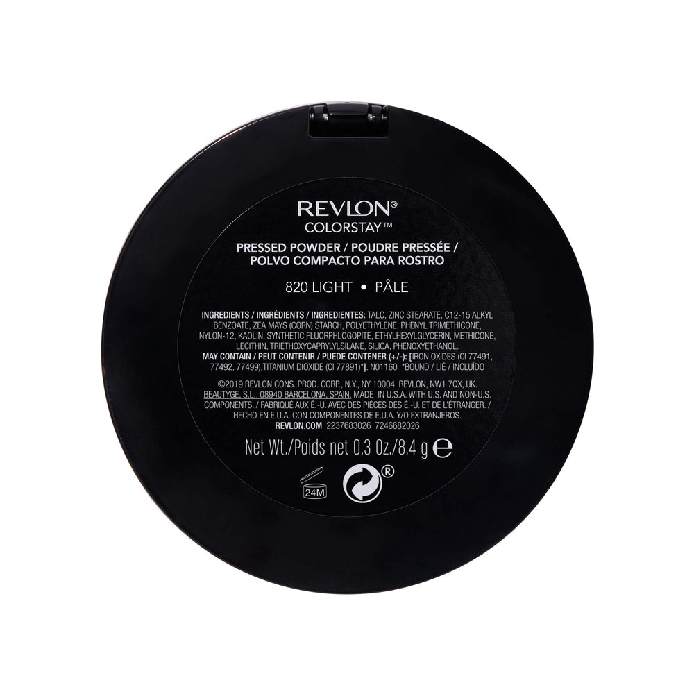 Poudre translucide ColorStay avec applicateur en mousse pour un rendu discret.