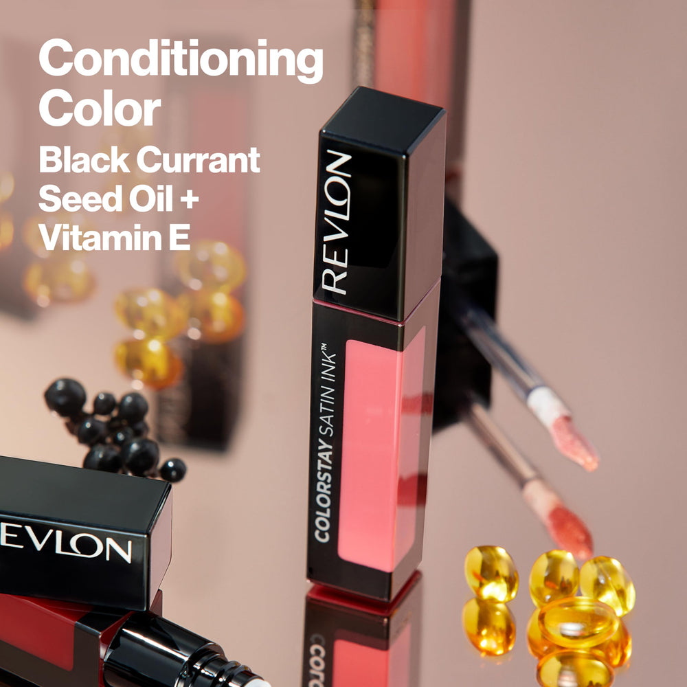 Huile de cassis et vitamine E hydratants dans REVLON ColorStay Satin Ink