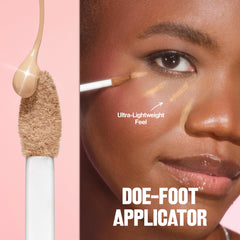 REVLON Correcteur éclairant — corrige les cernes sous les yeux délicats.