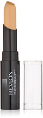 REVLON correcteur-stick avec embout-angle pour une application précise.