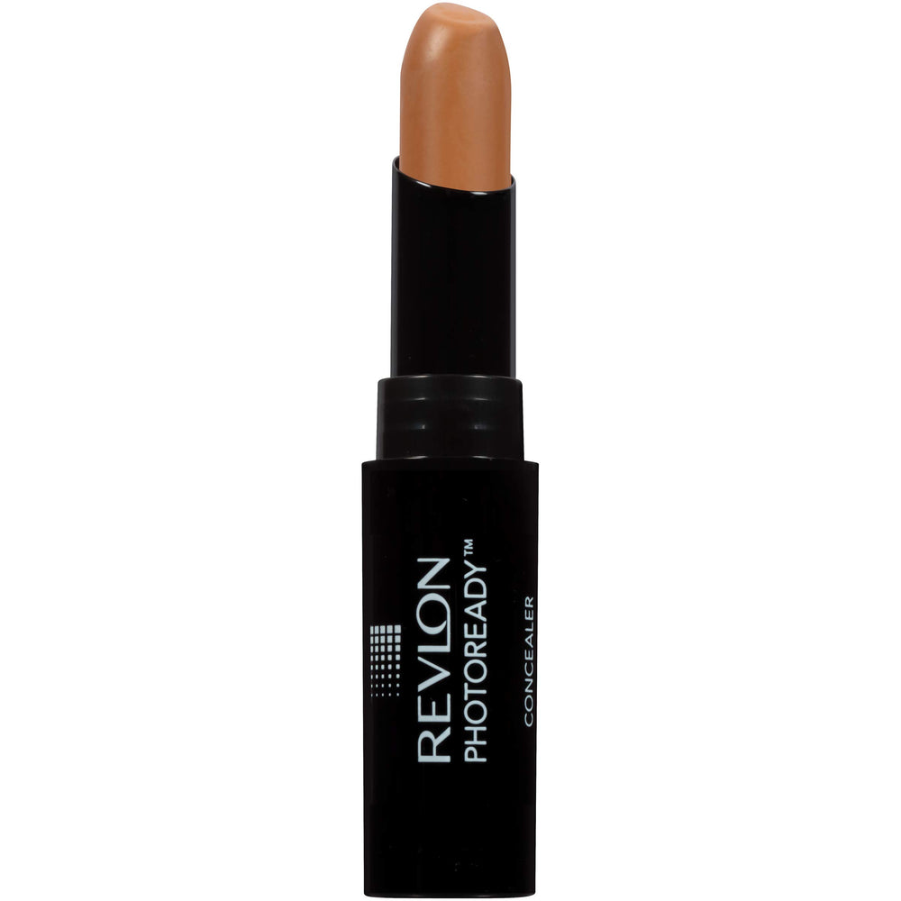Revlon PhotoReady Correcteur bâton avec angle d’application précis pour couvrir cernes et imperfections.