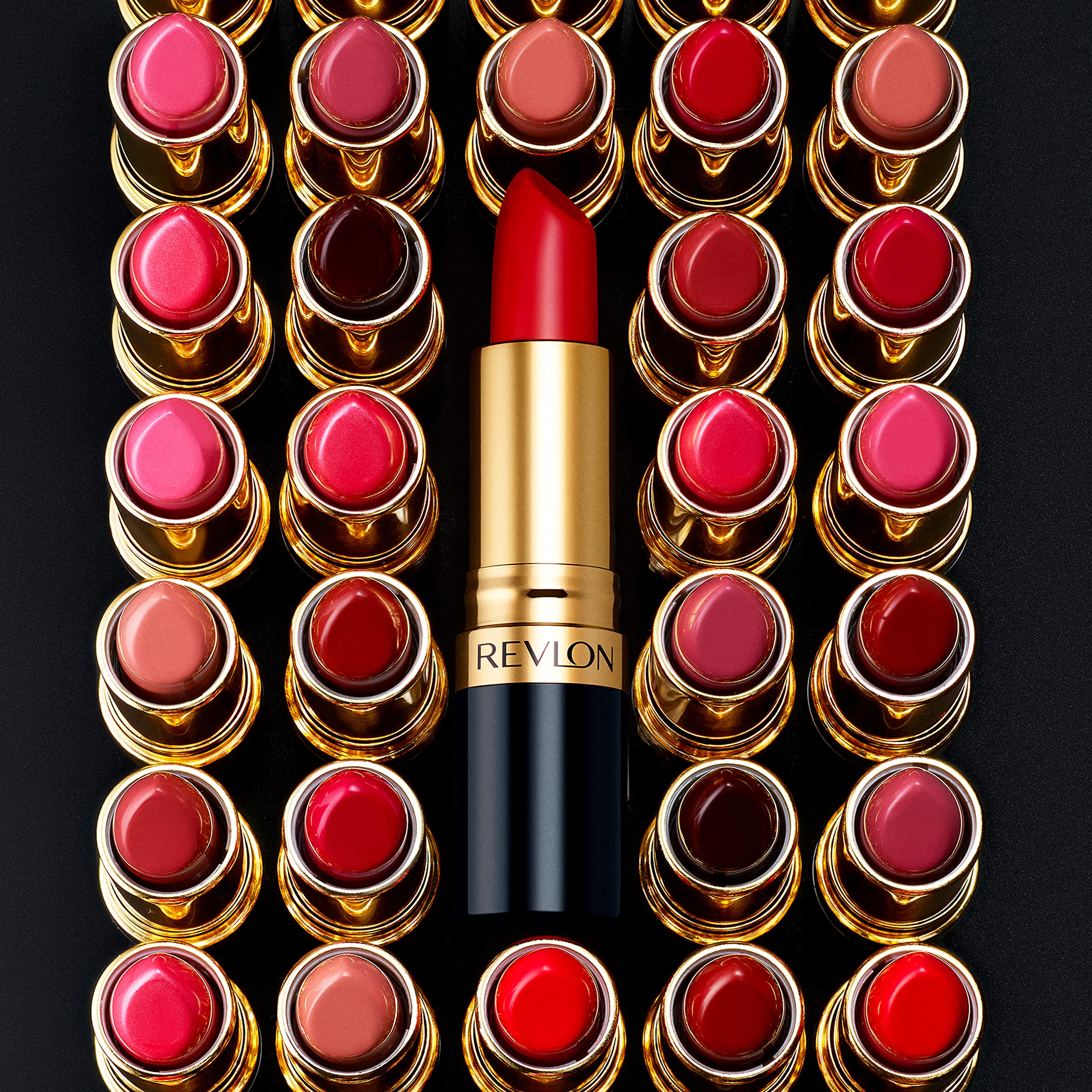 REVLON Super Lustrous Rouge Creme : finition perle pour un reflet lumineux.