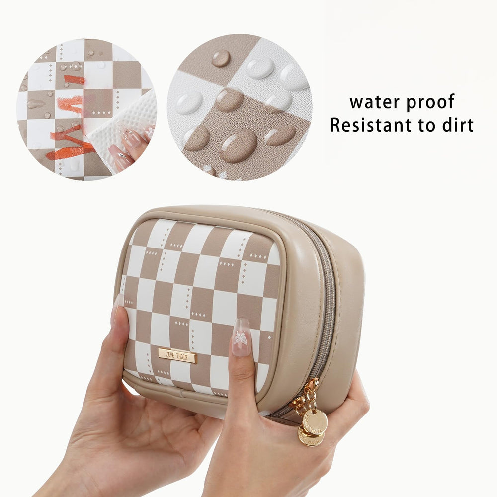 RIGHT AWAY trousse maquillage damier khaki usage quotidien, compact et polyvalent