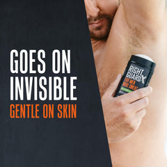 Application douce sur la peau avec Right Guard Xtreme Defense déodorant.