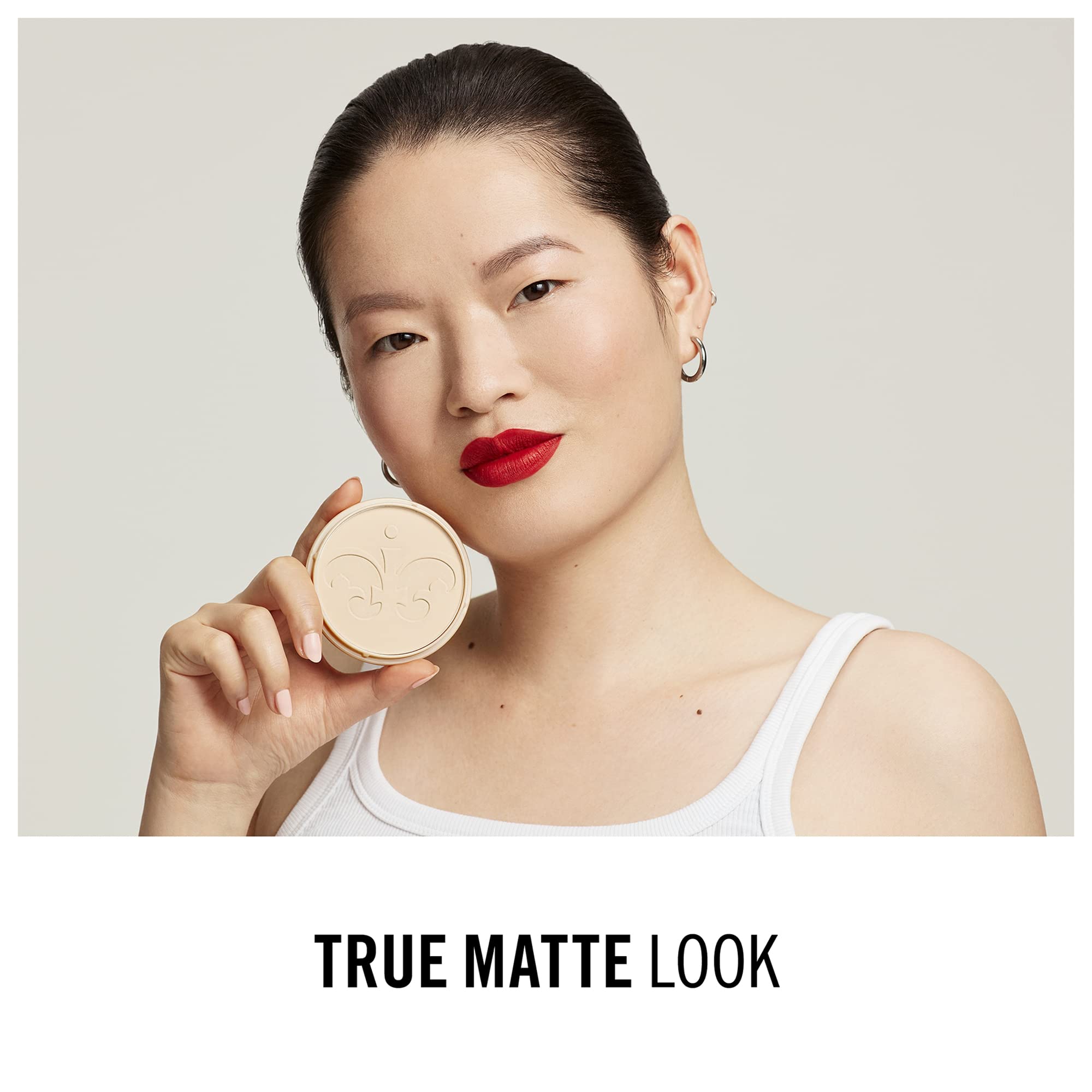 Rimmel Stay Matte Sandstorm, fini mat durable pour une journée sans retouche
