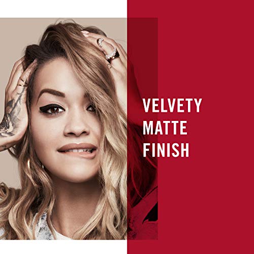 Rimmel Tenue Matte Rouge Liquide – effet flatteur pour le look quotidien.