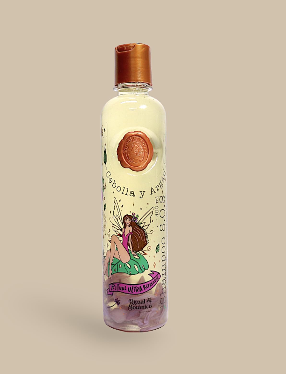 Sans sel et sulfates, Ritual Botanico protège les cuirs chevelus sensibles.
