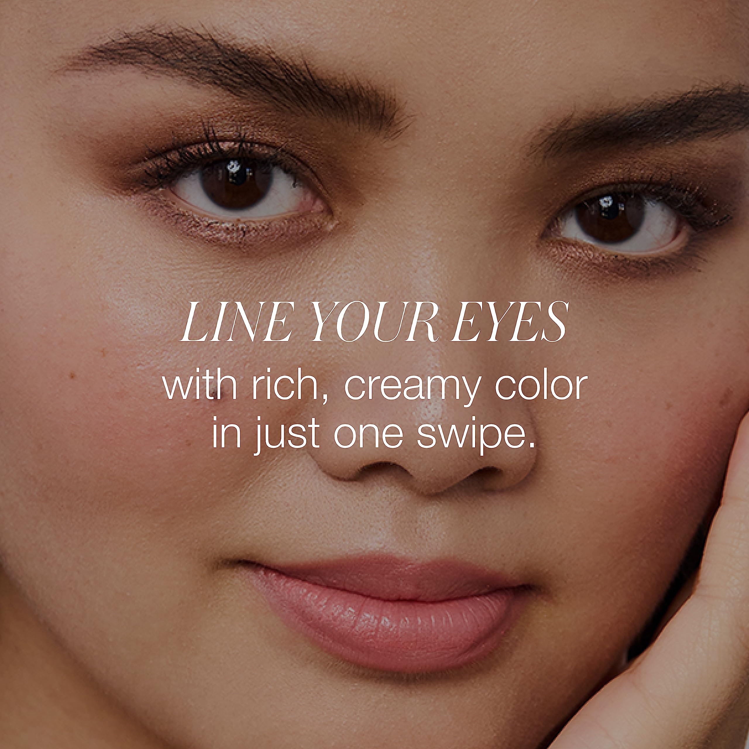 RMS Beauty crayon kohl ligne droite, résistance aux bavures et transfert réduits.