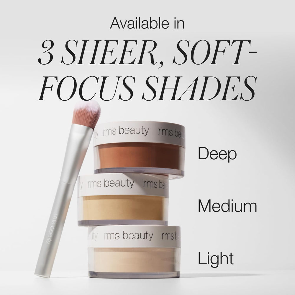 Format portable du RMS Beauty Hydra Setting Powder prêt à emporter.